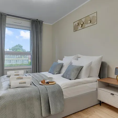 Seaside Latarnikow By Downtown Gdańsk