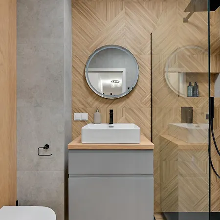 Seaside Latarnikow By Downtown * גדנסק