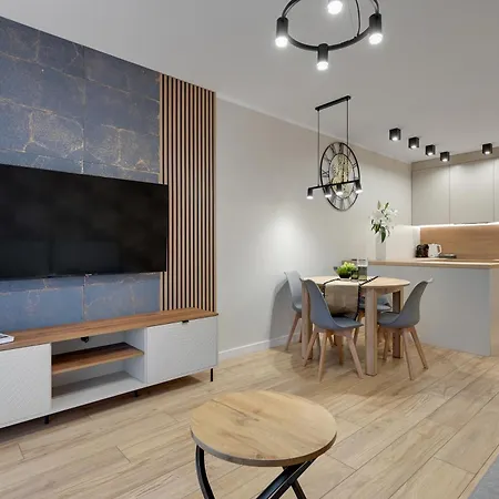 Seaside Latarnikow By Downtown *