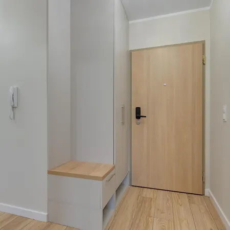 Seaside Latarnikow By Downtown גדנסק